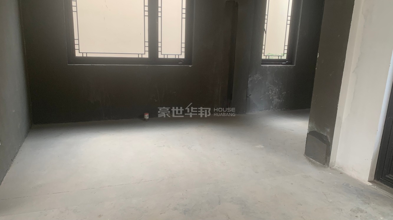 次卧