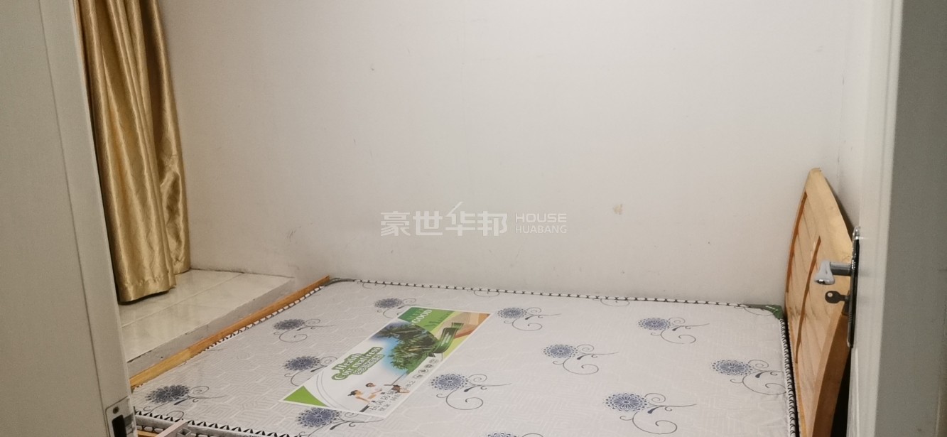 次卧