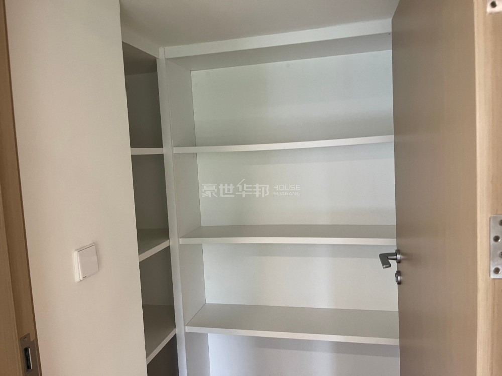 储物间