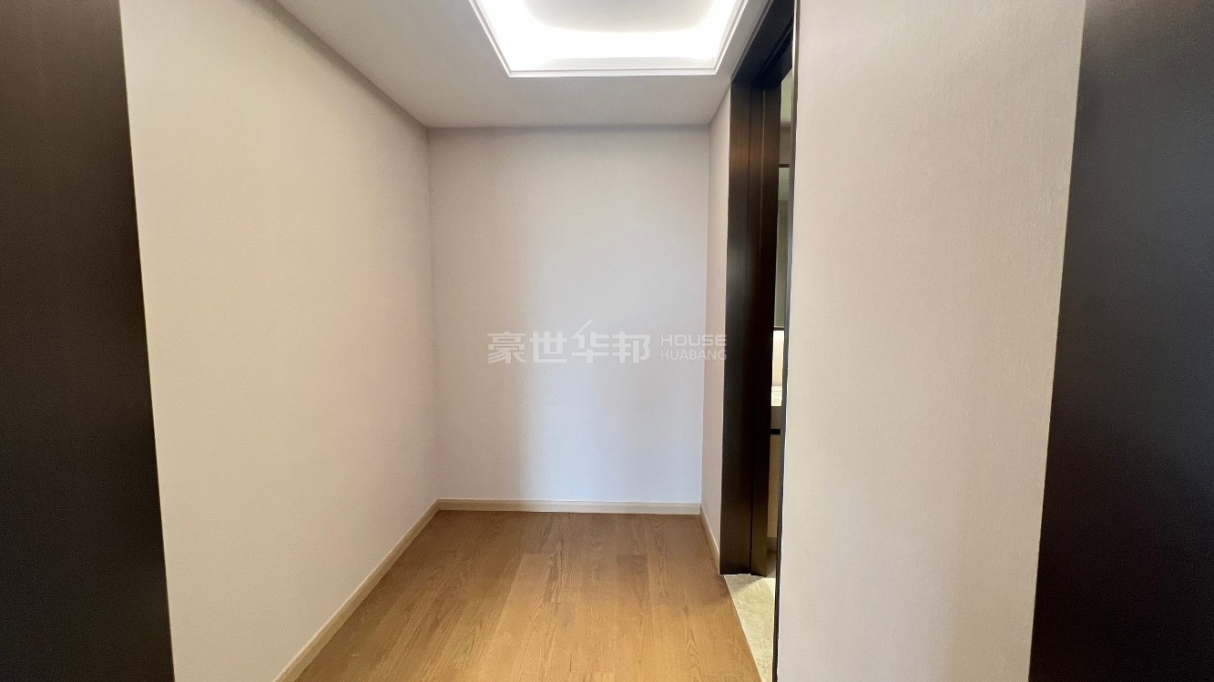 衣帽间