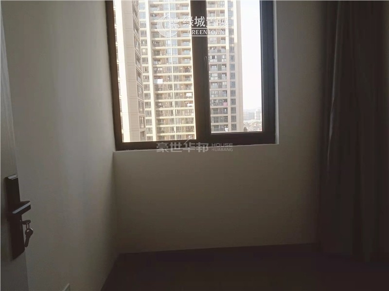 次卧