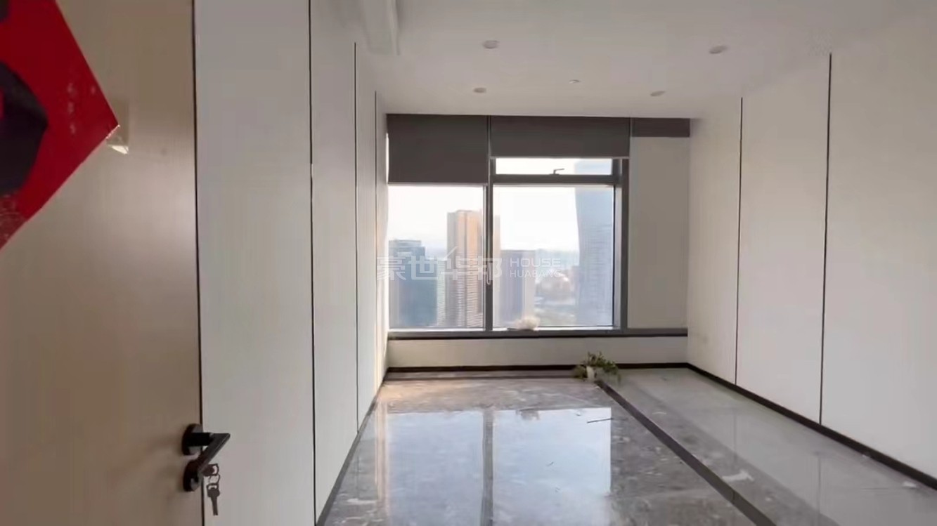 主卧