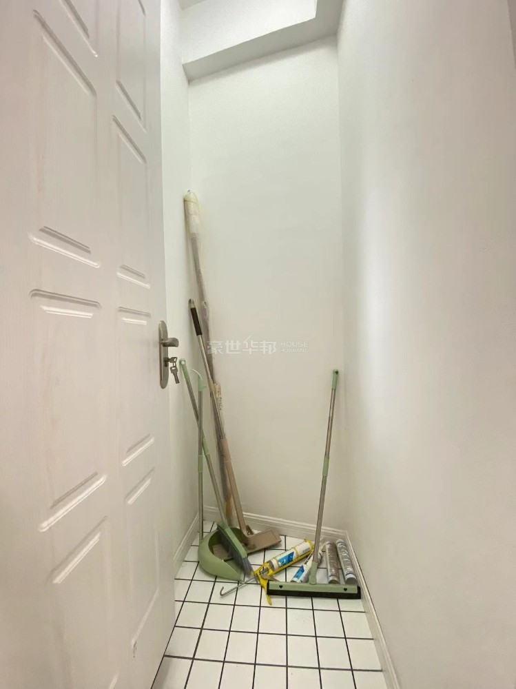 储物间